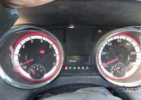 2018 Dodge Grand Caravan Sxt z USA, uszkodzony, nr VIN 2C4RDGCG5JR250368